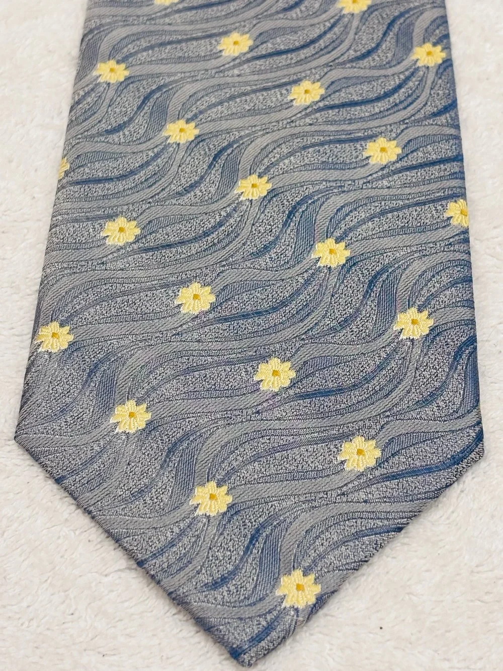 Brand New Stylish Tie By Walbusch - 3 3/4 Inches Wide